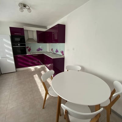 Location d’un appartement chaleureux de 3 pièces, Varna, Bulgarie